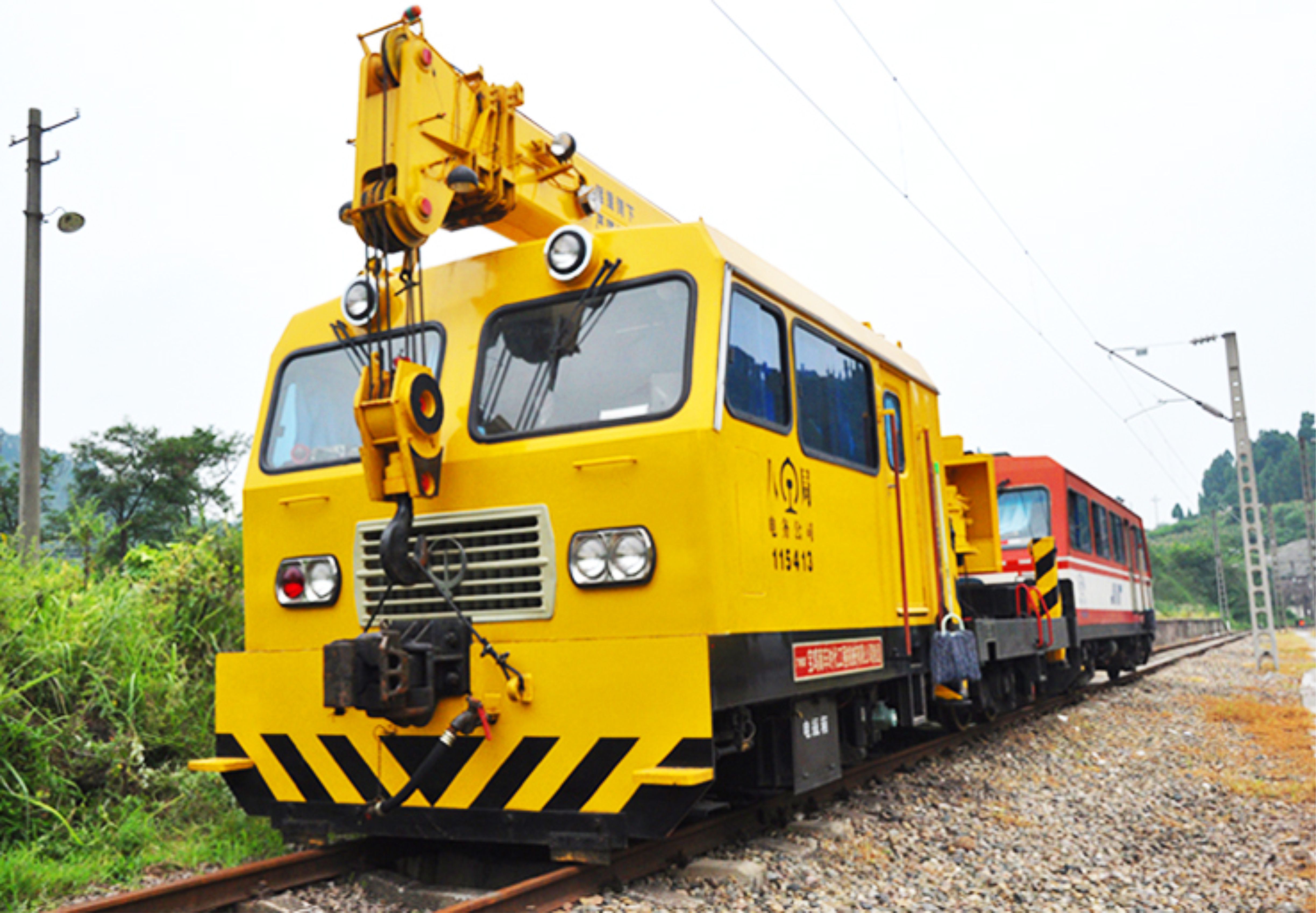 QGC-16轨道起重车